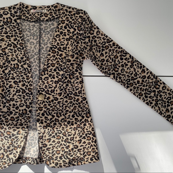 Valeur Jackets & Blazers - CHEETAH PRINT BLAZER